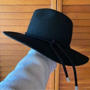 Rag & Bone Valencia Wool Fedora in Black . Size S